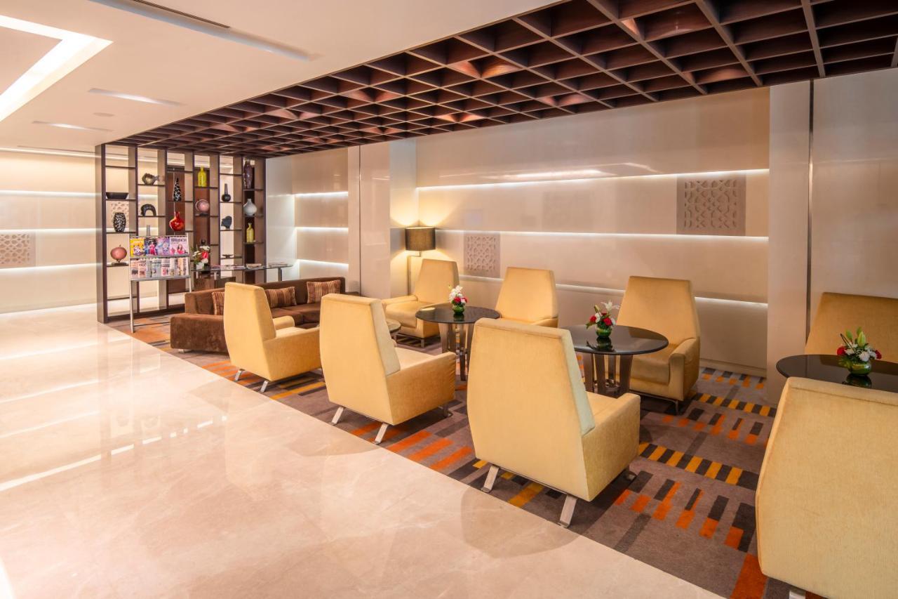 Holiday Inn Mumbai International Airport By Ihg Exterior foto